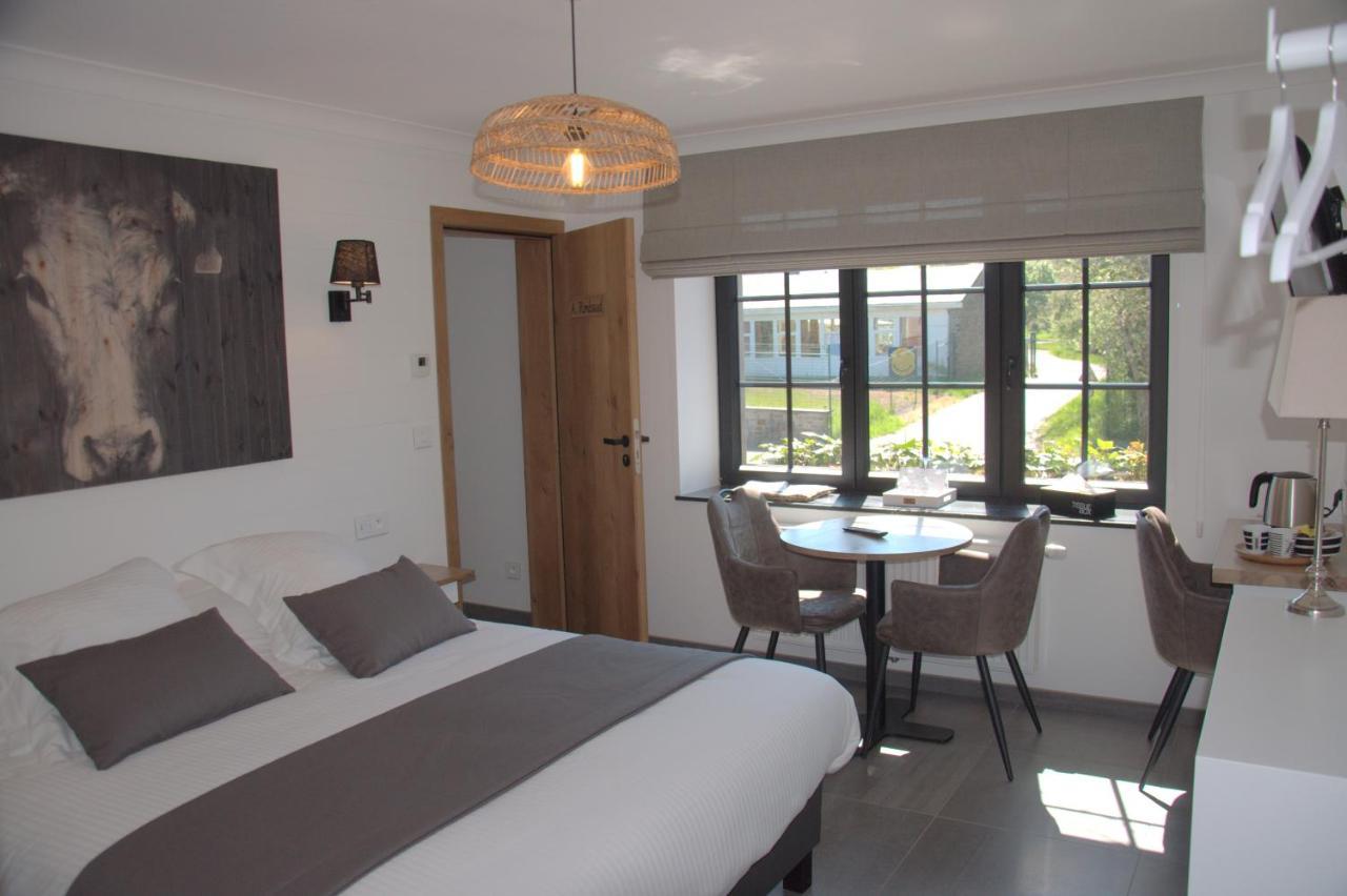 פאליסיול Auberge La Hutte Lurette מראה חיצוני תמונה