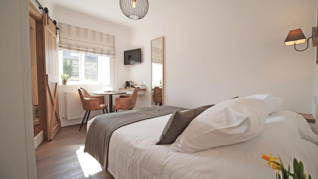 פאליסיול Auberge La Hutte Lurette מראה חיצוני תמונה