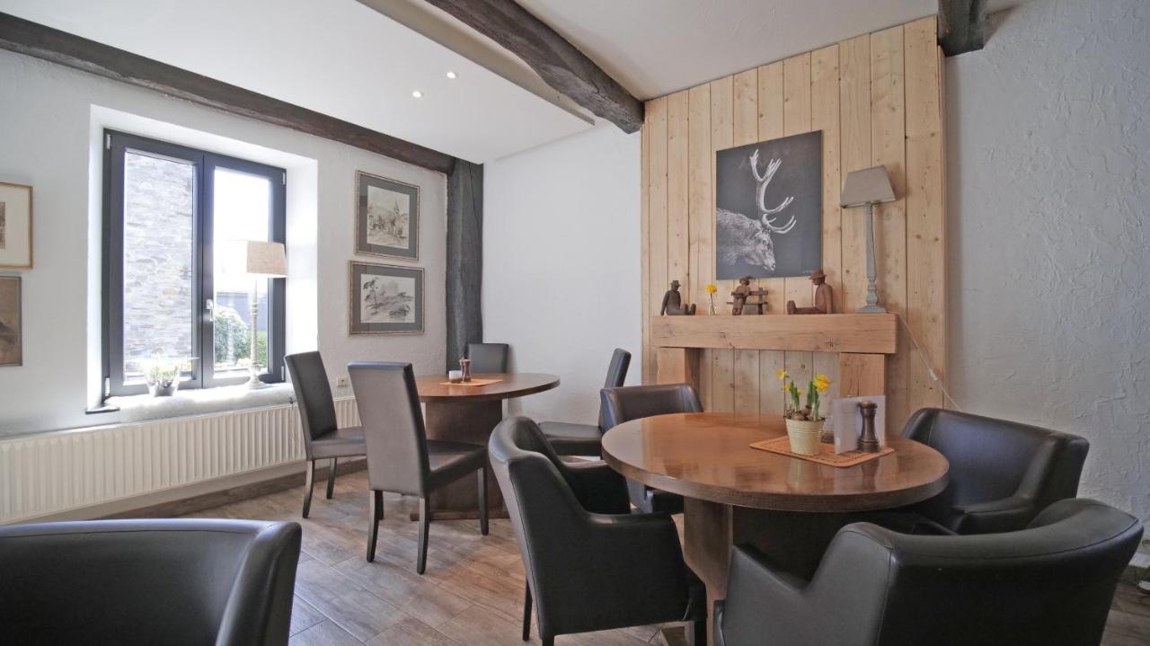 פאליסיול Auberge La Hutte Lurette מראה חיצוני תמונה