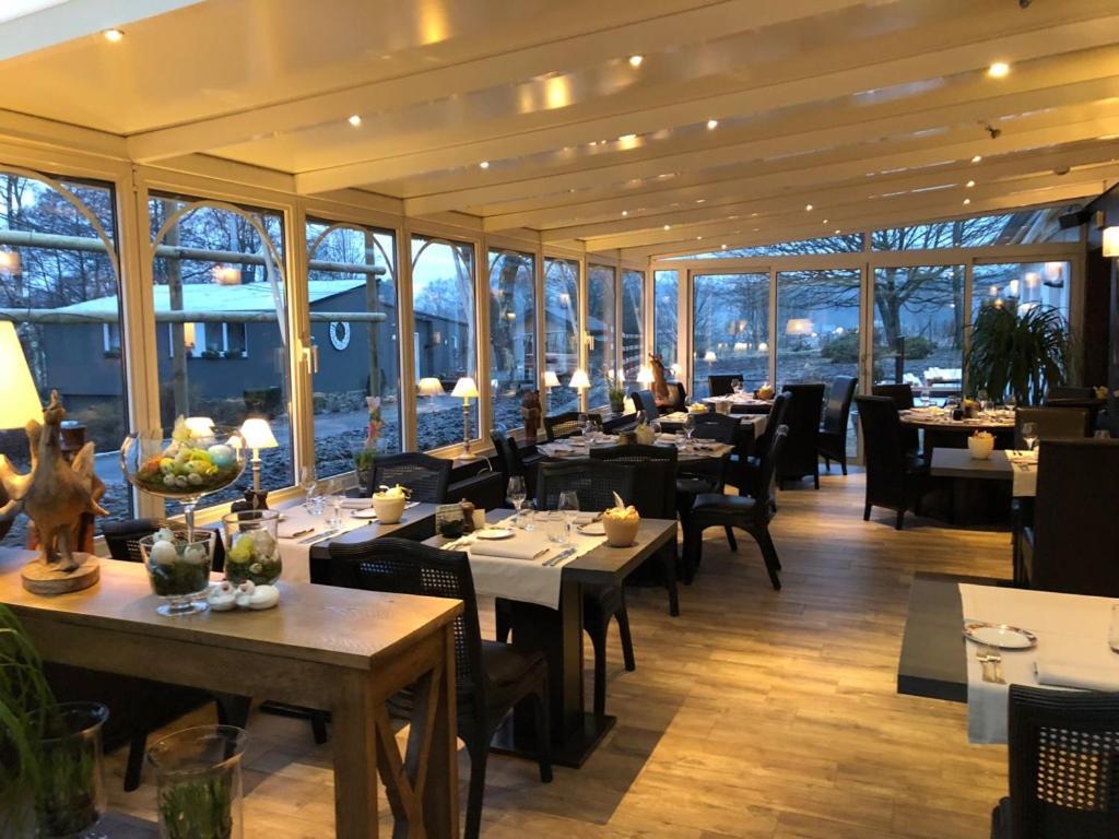 פאליסיול Auberge La Hutte Lurette מראה חיצוני תמונה
